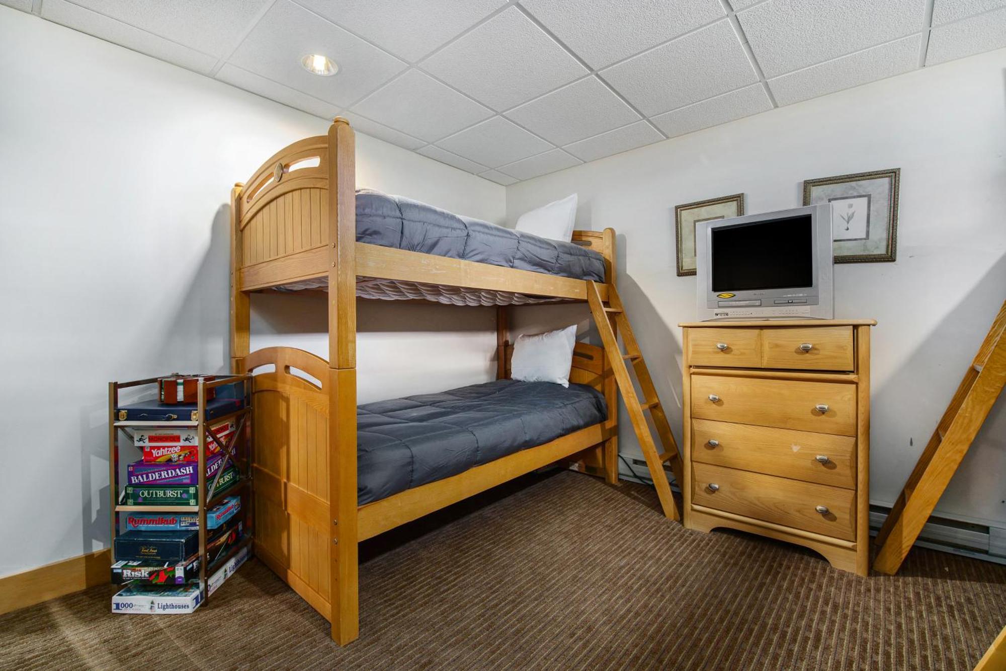Boyne Mountain Getaway, Unit B Aparthotel Boyne Falls Buitenkant foto